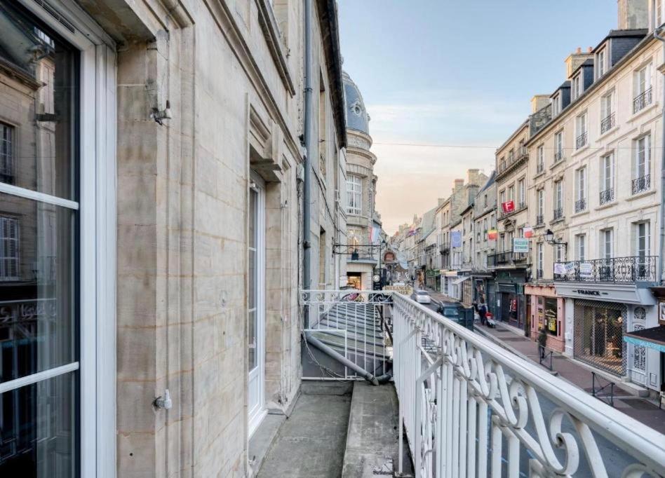 City Affaire : Bayeux Omaha Ngoại thất bức ảnh